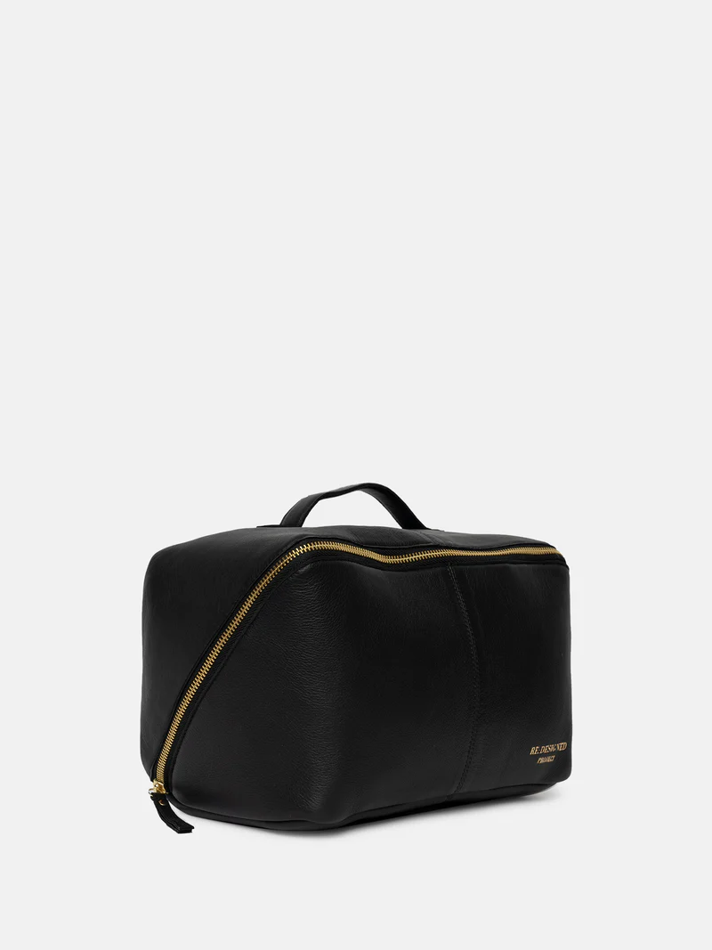 Re:Designed – Project 10, Black/Gold - Image 4